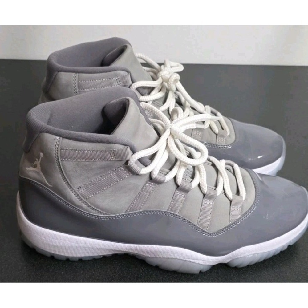 Nike Air Jordan 11 Retro Cool Grey 2021 Men‎ 11.5 Sneaker Shoe 378038-005 EUC